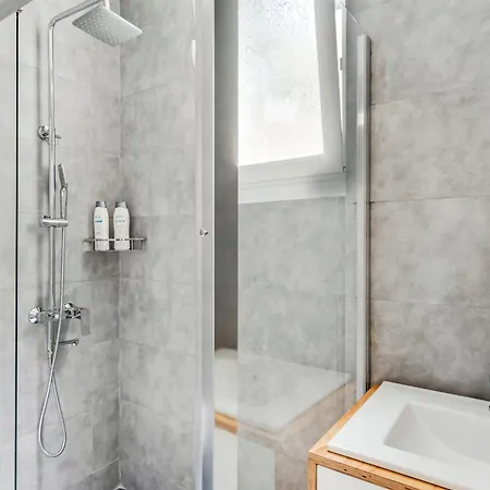 Yalarent Luxury In The Heart Of The Apartment