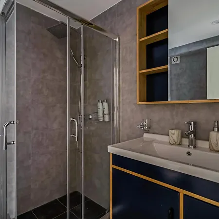 Yalarent Luxury In The Heart Of The Apartment