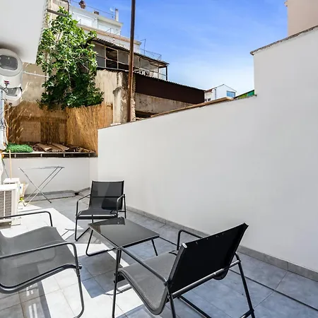 Yalarent Luxury In The Heart Of The Apartment Athens